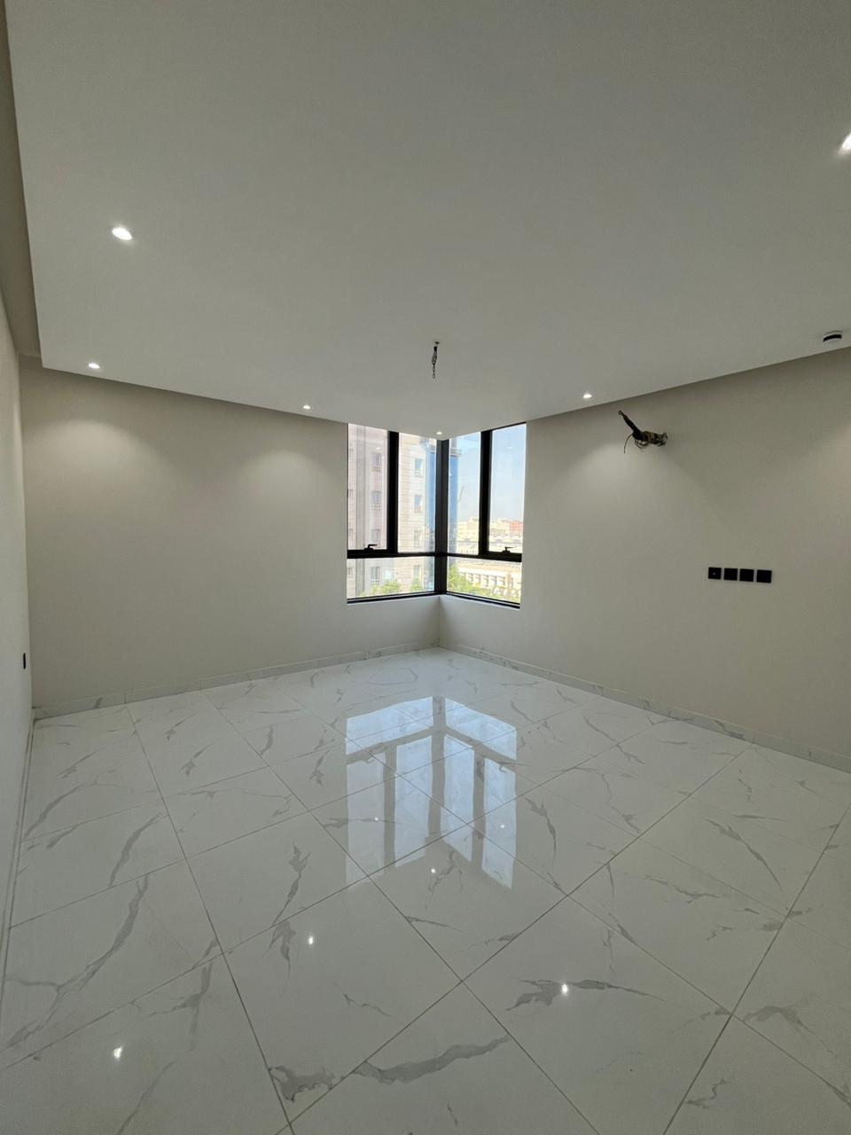 WhatsApp Image 2025-10-09 at 13.59.54