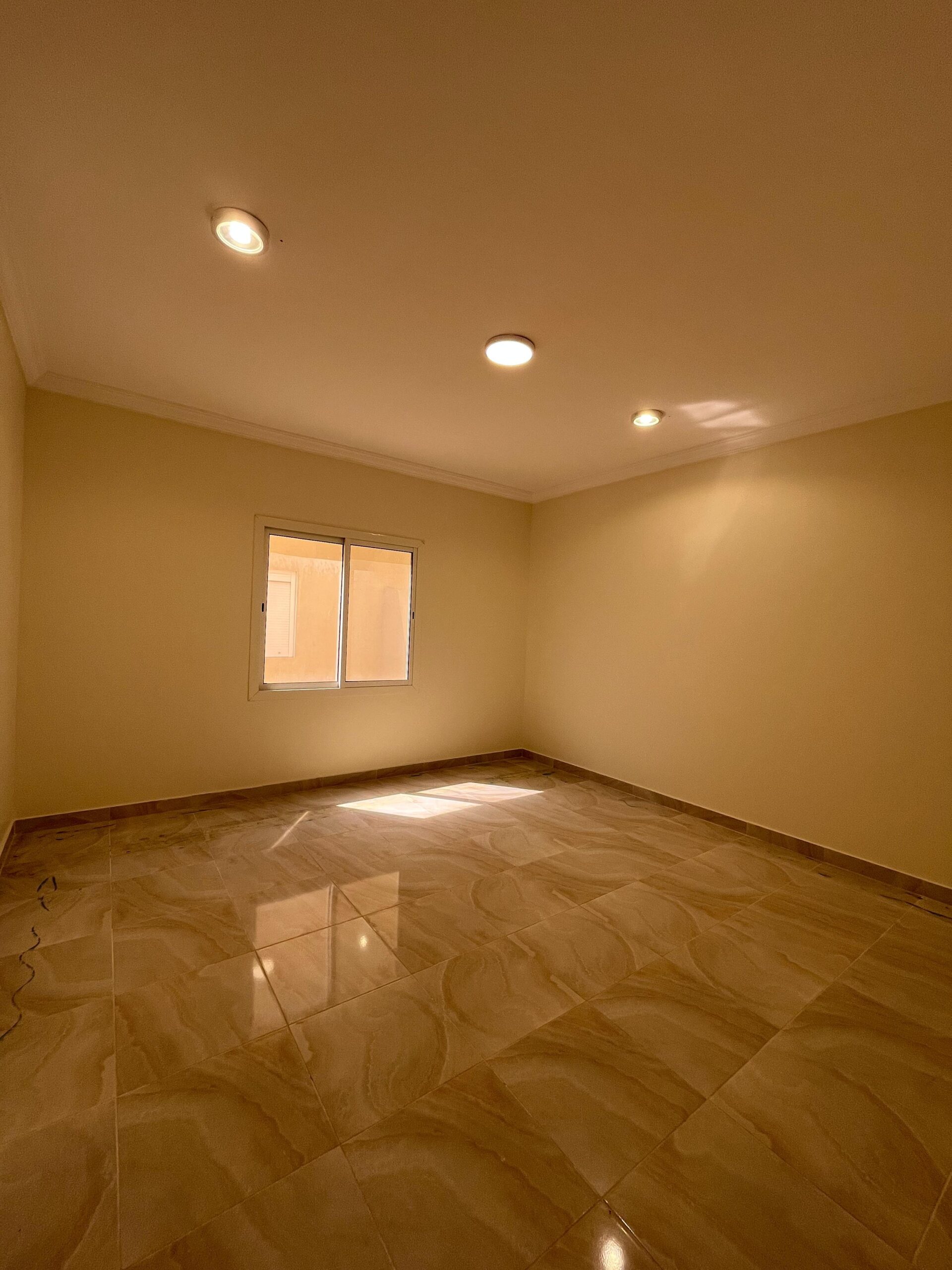 WhatsApp Image 2025-10-16 at 00.31.45 (5)