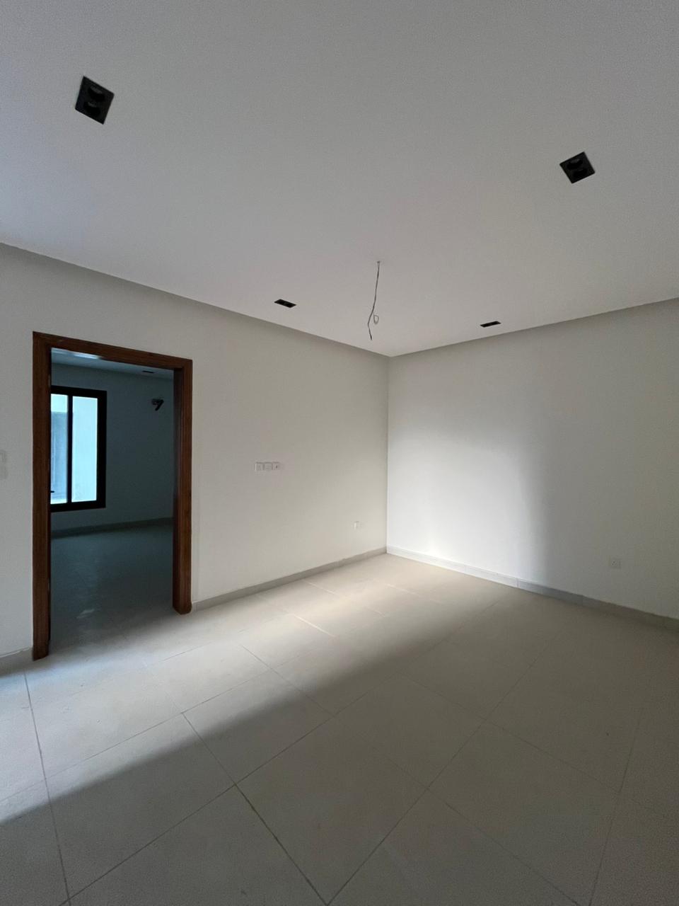 WhatsApp Image 2025-10-20 at 17.17.54 (1)