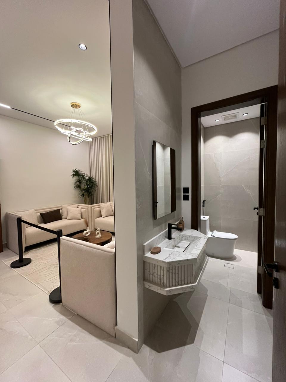 WhatsApp Image 2025-10-20 at 17.27.52 (1)